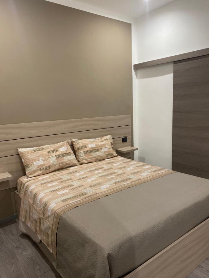 Holiday House Fifteen 卡塔尼亚 外观 照片